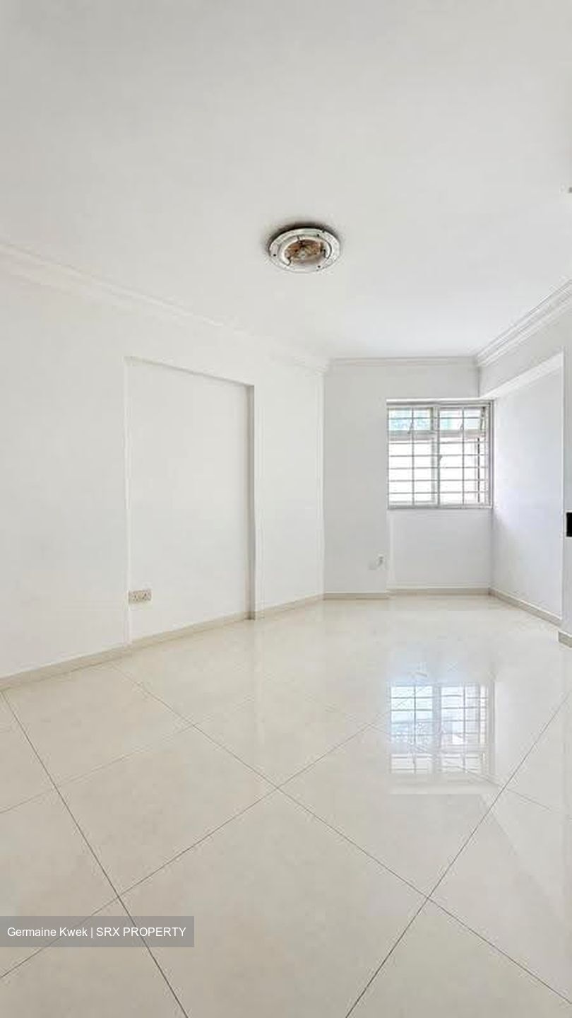 Blk 385 Bukit Batok West Avenue 5 (Bukit Batok), HDB 4 Rooms #637564051
